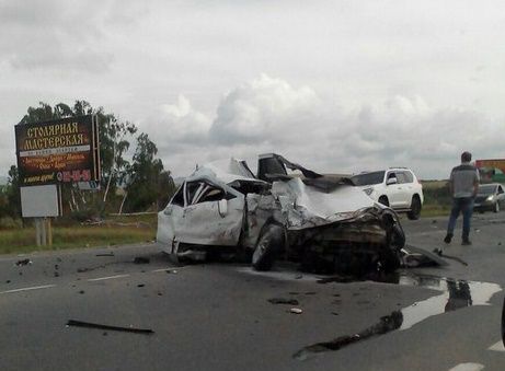 Автокатастрофа на трассе "Енисей". Фото из группы «ЧП Красноярск» соцсети ВКонтакте